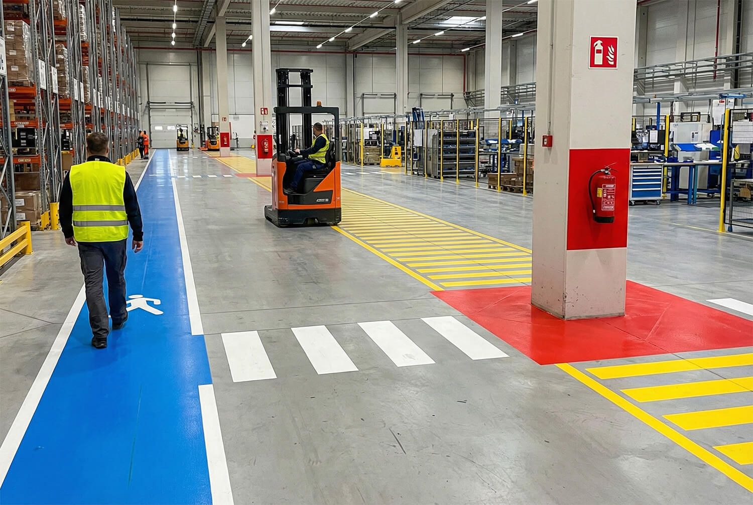 Ipari padlófestés Ipari padlójelölések szerepe a biztonságban